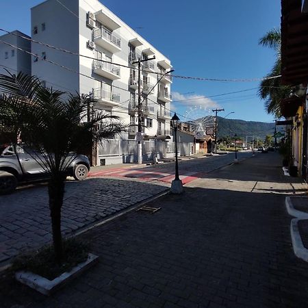 Agito E Sossego Na Rua Mais Charmosa De Ubatuba Pelo Google Luaran gambar